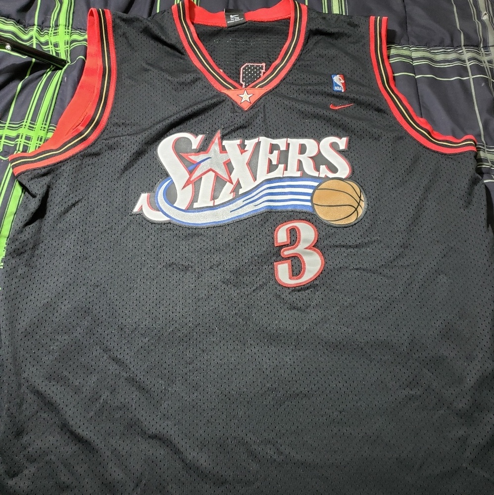 Nike swingman Allen Iverson #3